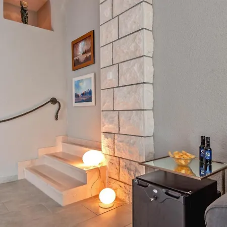 Hvar Boutique - Terra Rossa Hvar Town