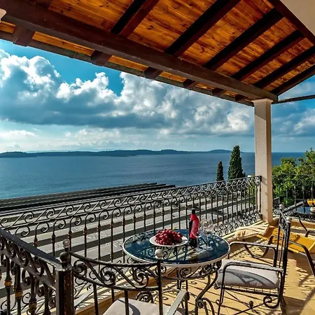 Hotel Hvar Boutique - Terra Rossa 3*