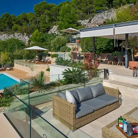 Hvar Boutique - Terra Rossa Hvar Town